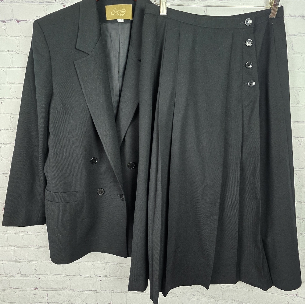 Saville Black Double Breasted Black  Skirt Suit Sz 14 100% Wool.